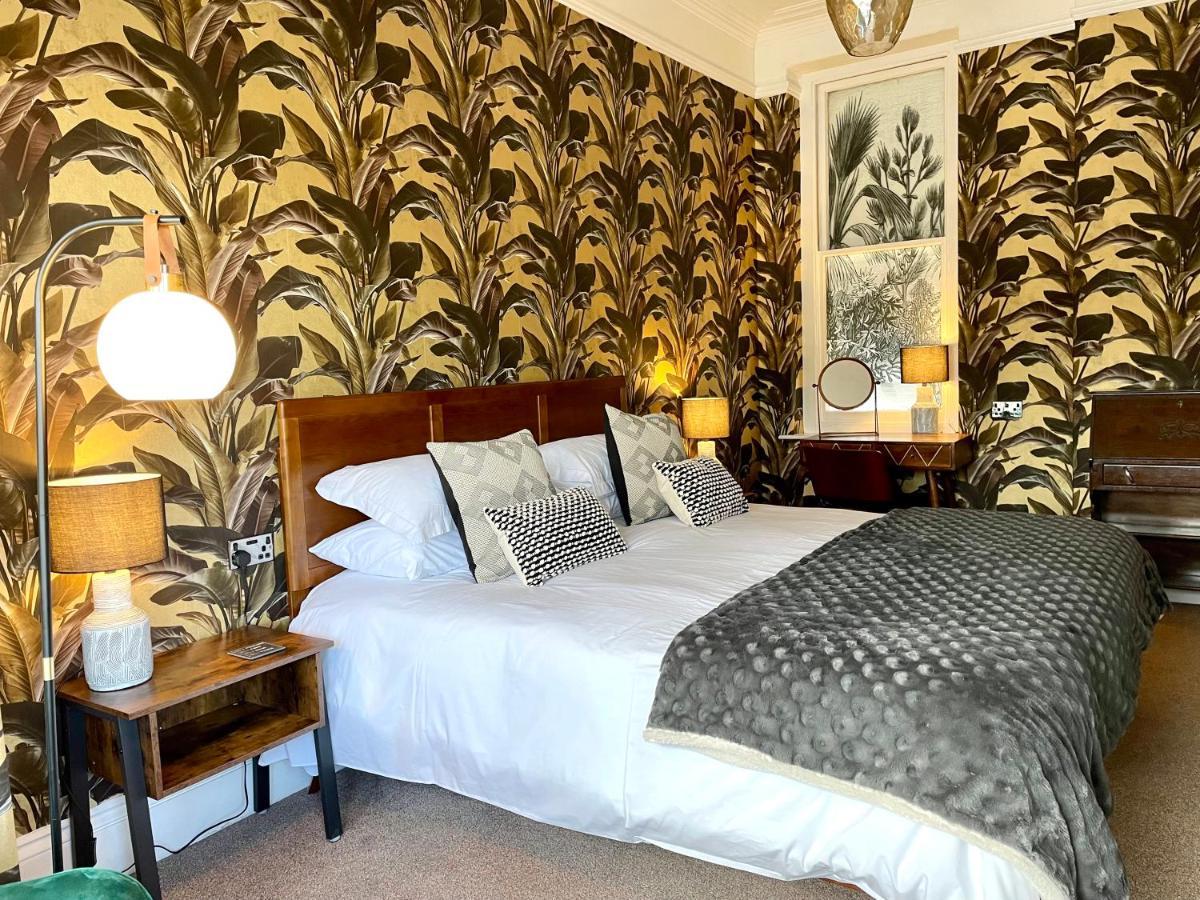 The Earlsdale Bed And Breakfast Ильфракомб Экстерьер фото